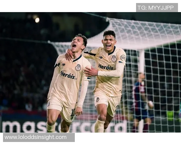 足总杯惊现冷门巴萨与波尔图激战成平局红牌事件引发全场热议