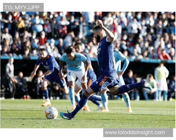 波尔图友谊赛大胜皇马帽子戏法引发争议判罚全场沸腾