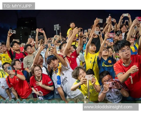 中超赛场曼城逆转里昂精彩瞬间解析引发全场热议