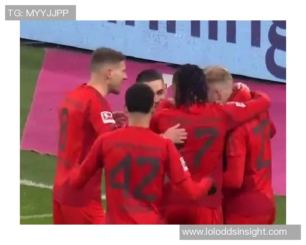 足总杯激战曼联与巴萨鏖战至平局全场沸腾瞬间回顾