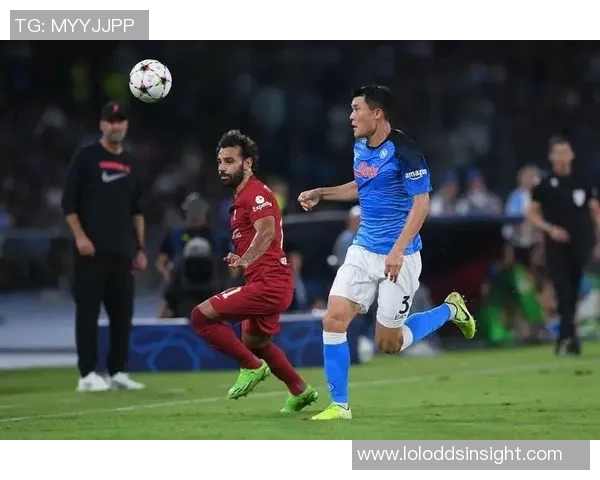 中超精彩对决里昂逆转那不勒斯全场沸腾赛后精彩点评回顾